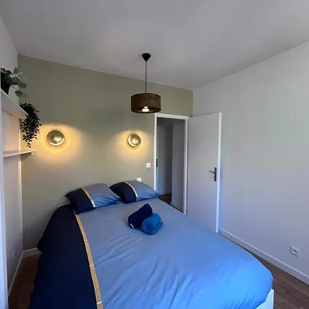 Charme Manosquins Apartment