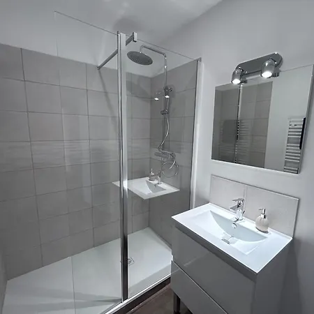 Apartment Charme Manosquins