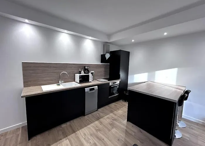 Lägenhet Charme Manosquins *